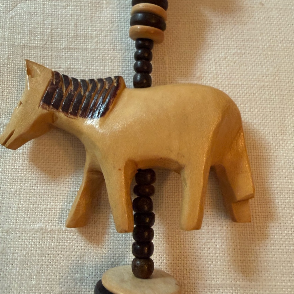 Vintage Craved Wood African Necklace Safari Animal Bead Black & Natural Wood - Picture 5 of 13